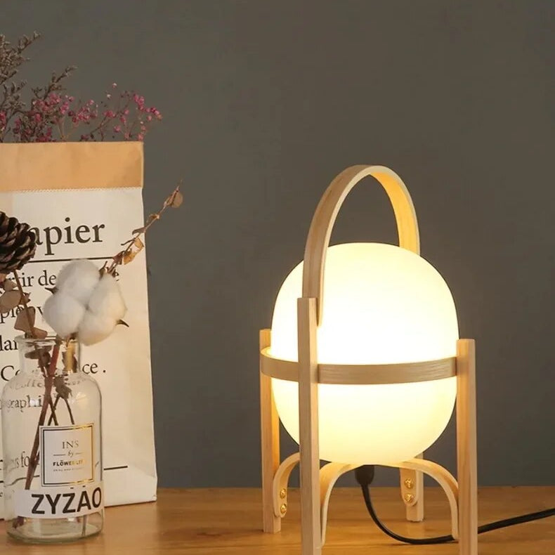 WoodLume - LED Holz Tischlampe