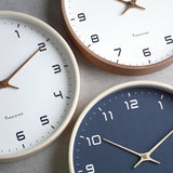WoodCraft – Minimalistische Wanduhr