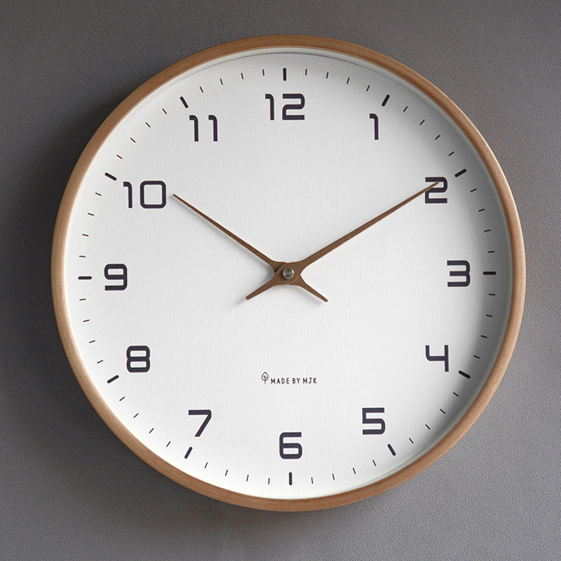 WoodCraft – Minimalistische Wanduhr
