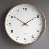 WoodCraft – Minimalistische Wanduhr