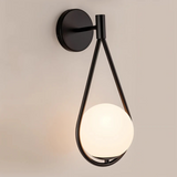 Loop - LED-Wandlampe für den Innenbereich aus Metall und Glas