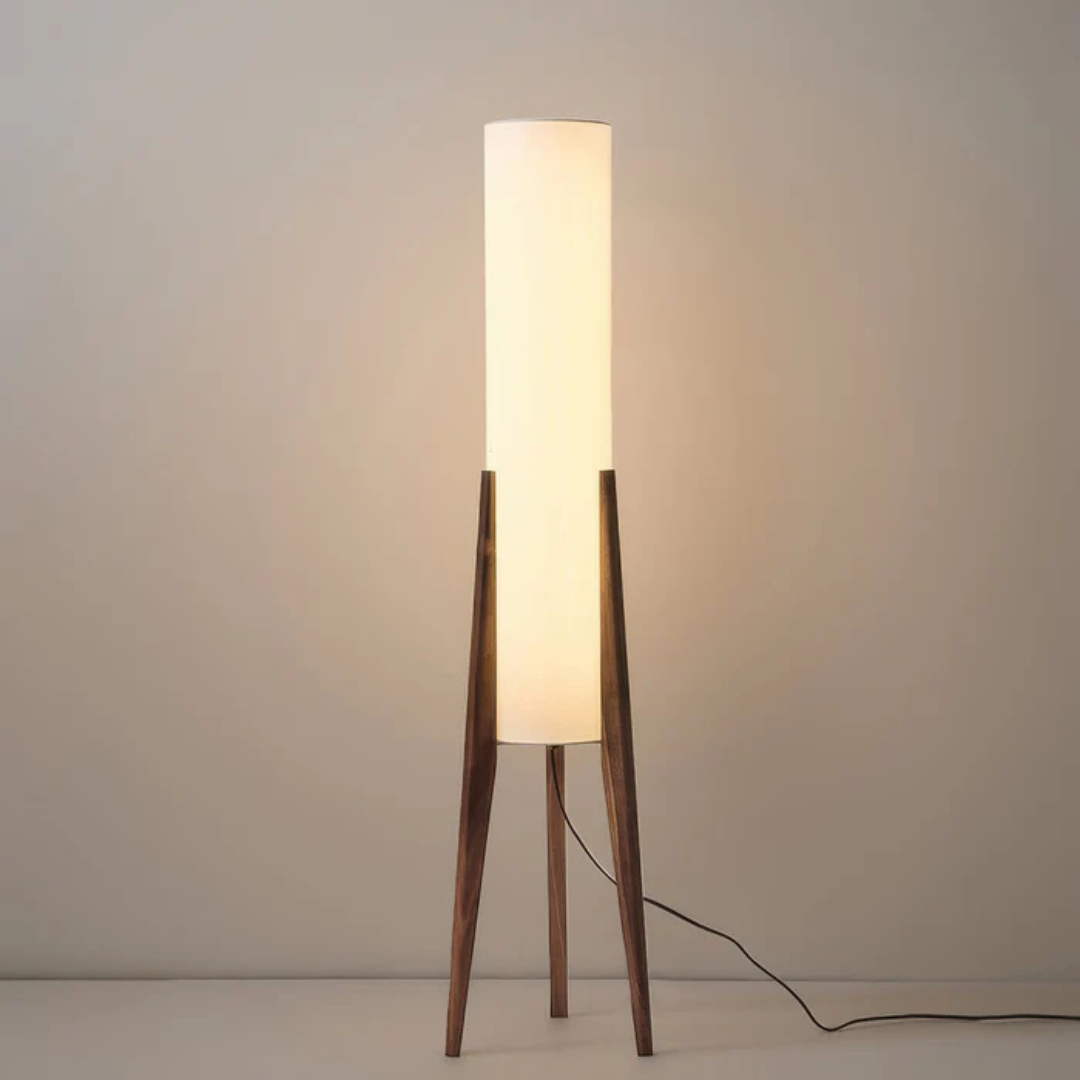 Solstice - Stehlampe aus Holz