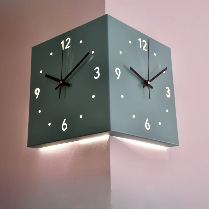 DualEdge - Moderne Wanduhr
