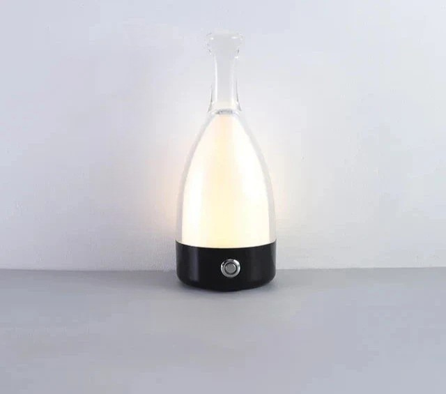 LuxeGlow - Glas Tischlampe
