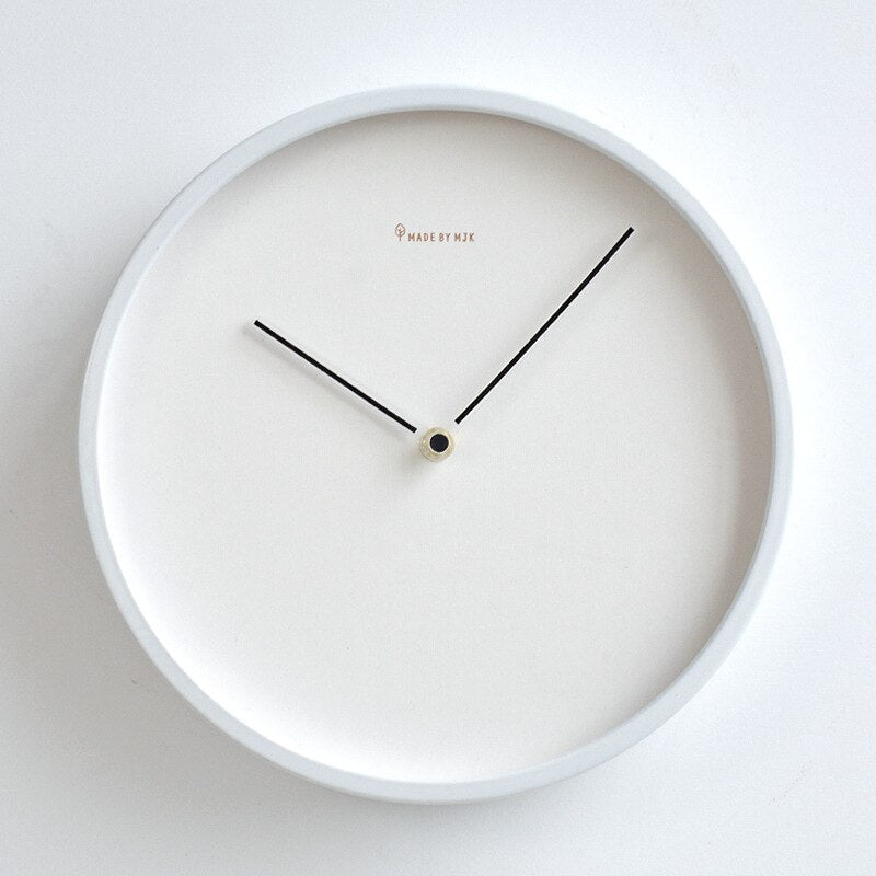 Luminoir – Minimalistische Wanduhr
