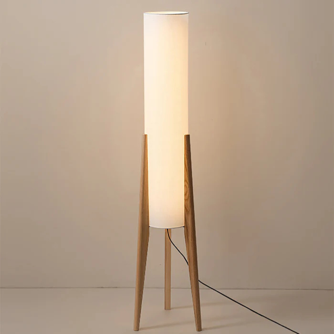 Solstice - Stehlampe aus Holz