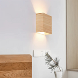 Lento - Innenwandlampe aus Holz