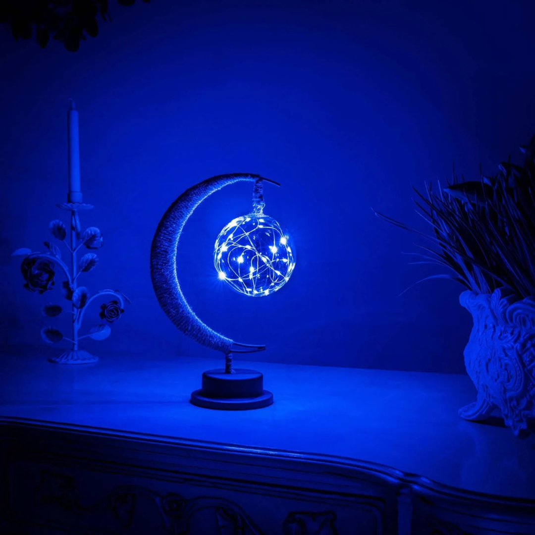Solvix – Mond Tischlampe