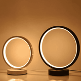 FleurGlow – Dekorative Tischlampe