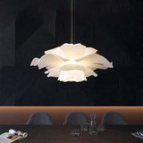 FloraLuxe – Deckenlampe mit Blumenmotiv