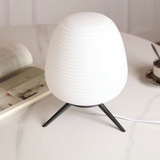 Finesse – Moderne Tischlampe