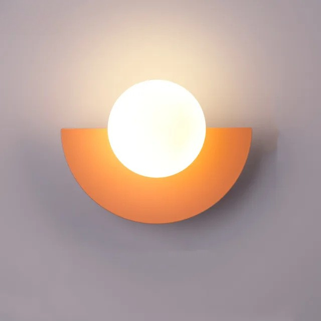NordicFrost - LED-Wandleuchte