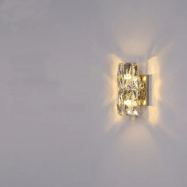 CrystalLuxe – Wandleuchte Schlafzimmer