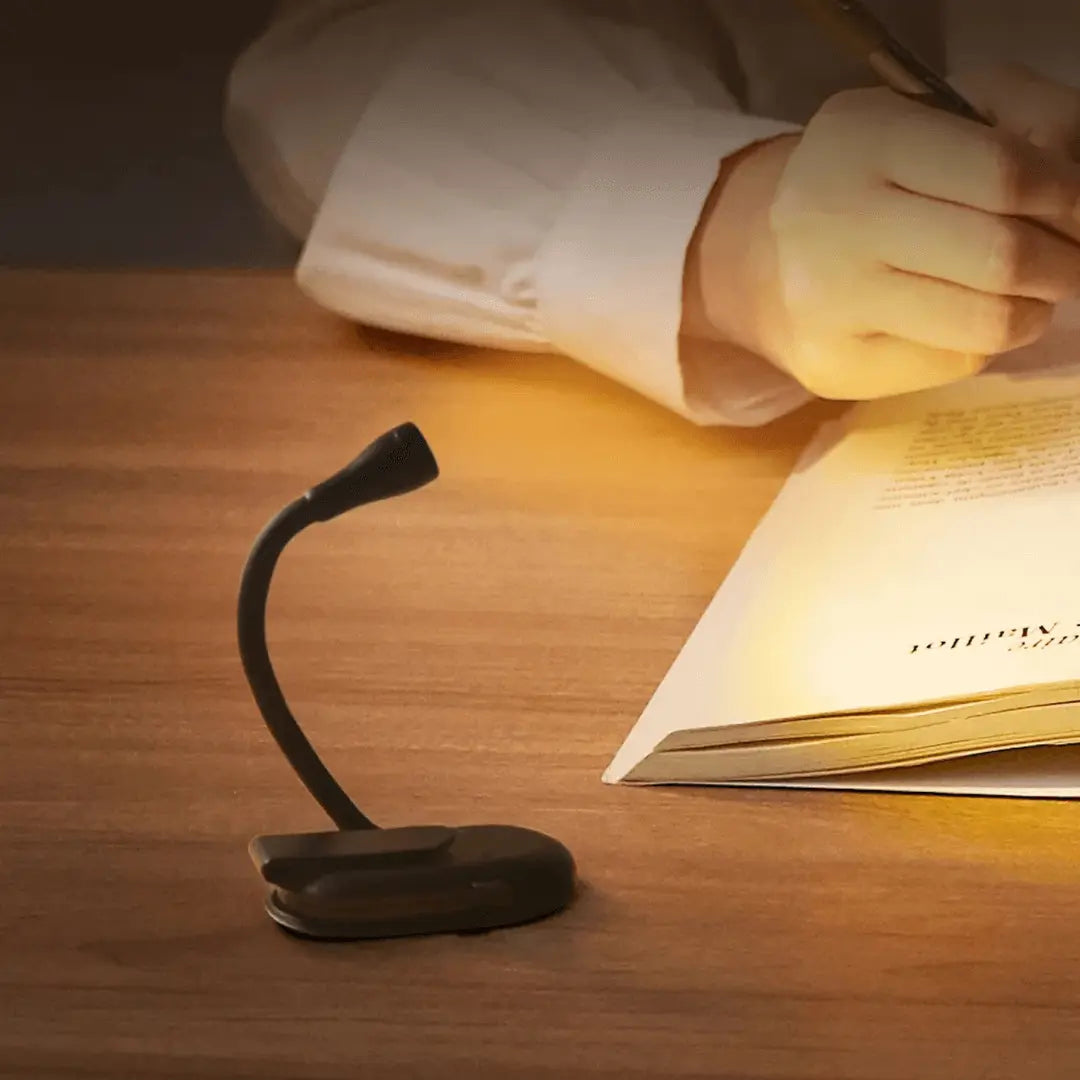 LichtClip – Tragbare Buchlampe