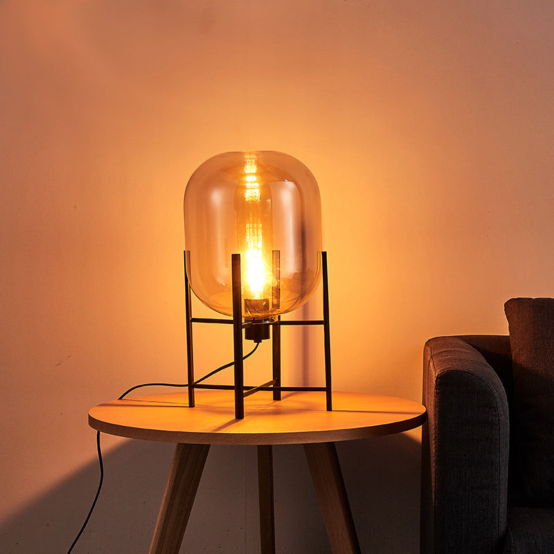 Lumora – Ovale Tischlampe aus Glas