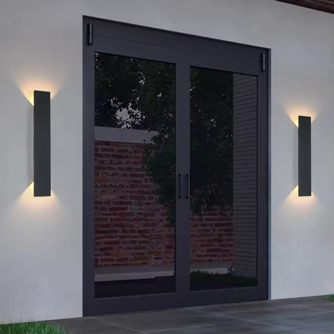 Xyrov - Außenwandleuchte aus wetterfestem Aluminium