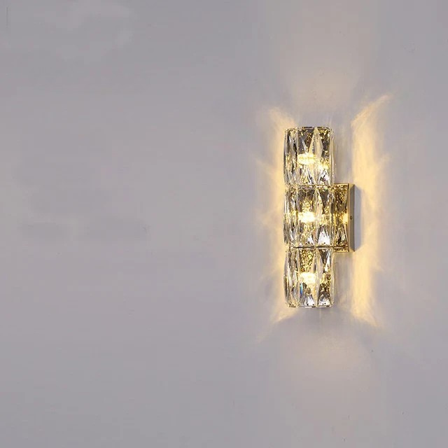CrystalLuxe – Wandleuchte Schlafzimmer