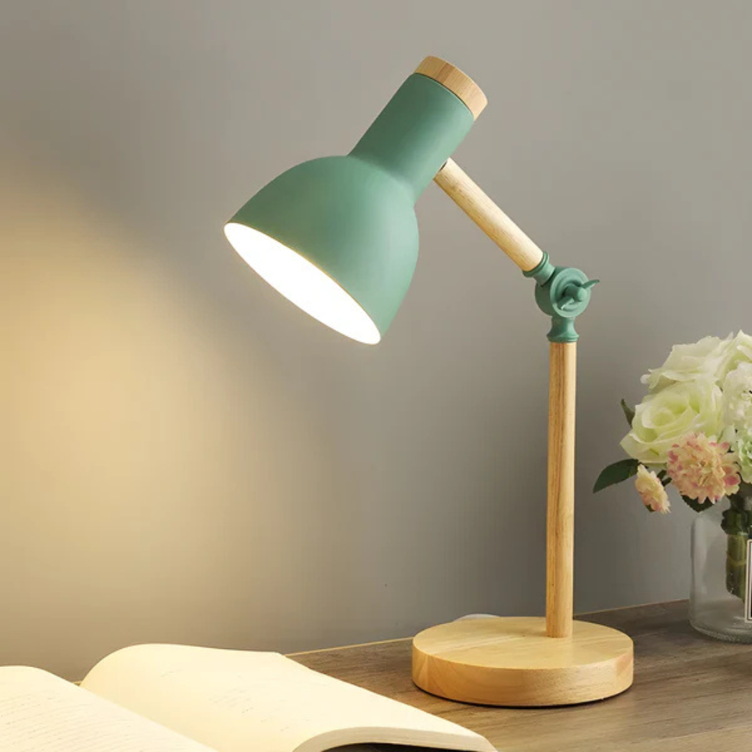 Nord - Verstellbare LED-Holzlampe