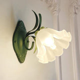 LilyGlow – Wandleuchte mit Blumenmotiv