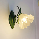 LilyGlow – Wandleuchte mit Blumenmotiv