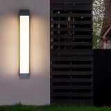 Flaero - LED-Außenwandleuchte im luxuriösen Design