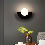 Lyca - Stylische Innenwandlampe