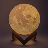 LunarGlow – Drahtlose 3D-Mondlampe