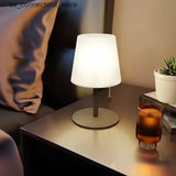 LumiGlow – Minimalistische Tischlampe