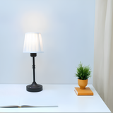 Lumora – Klassische Tischlampe