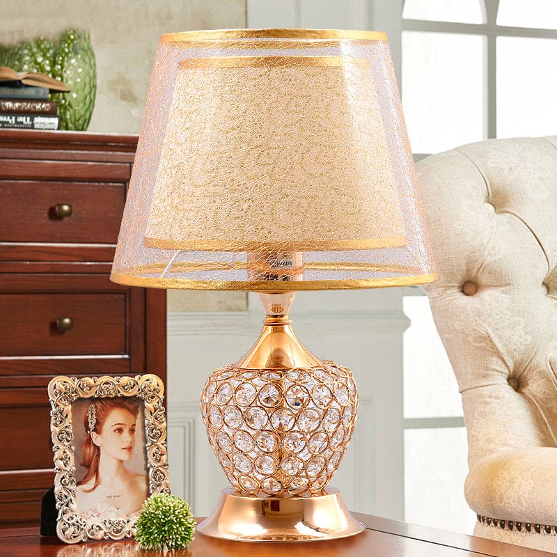 RetroLustre – Vintage Urnenlampe