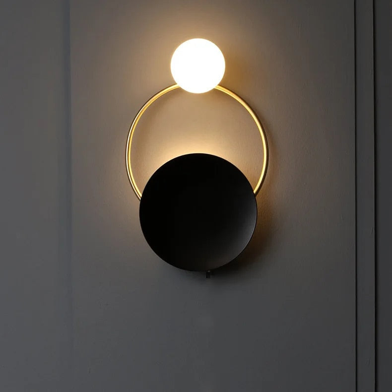AuroraLuxe – Skandinavische LED-Wandleuchte