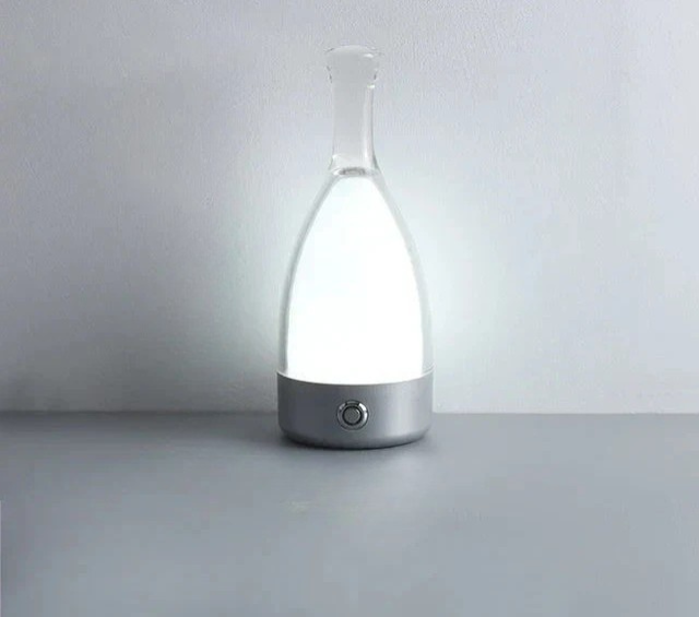 LuxeGlow - Glas Tischlampe
