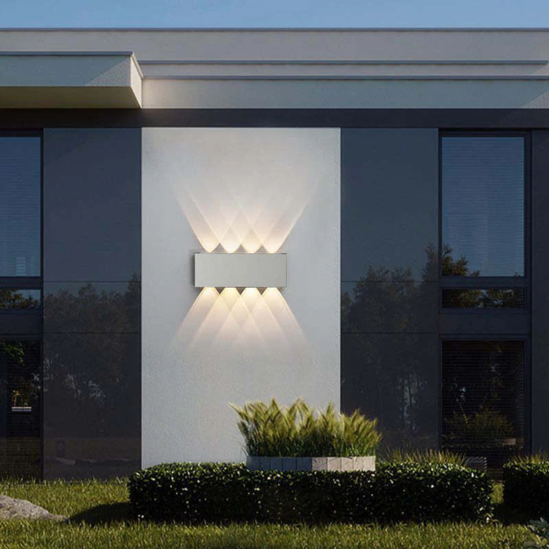 Stralix - LED-Wandlampe für Innen- und Außenbereich