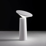 AdjustaLume – Verstellbare Tischlampe