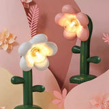 FloraGlow – LED Tischlampe
