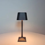 LumaGrid – LED Tischlampe