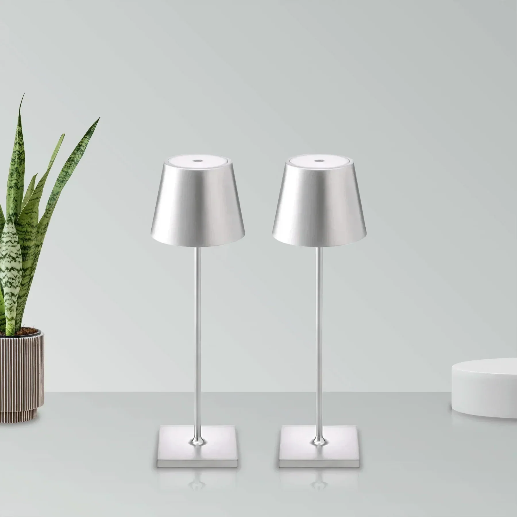 Nora – Kabellose Tischlampe