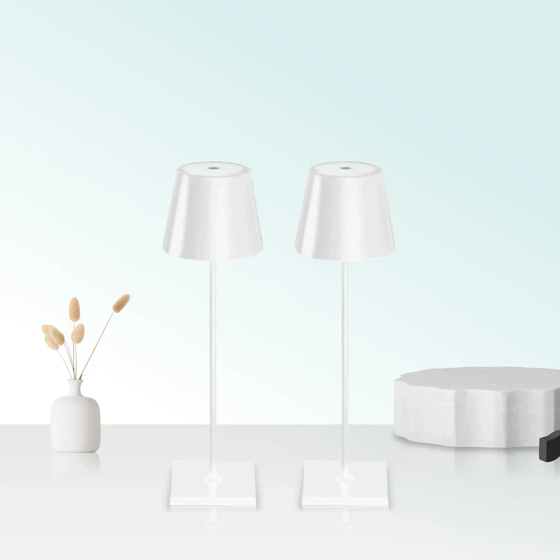Nora – Kabellose Tischlampe
