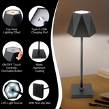 PolyGlow – LED-Tischlampe mit Sechskant-Design