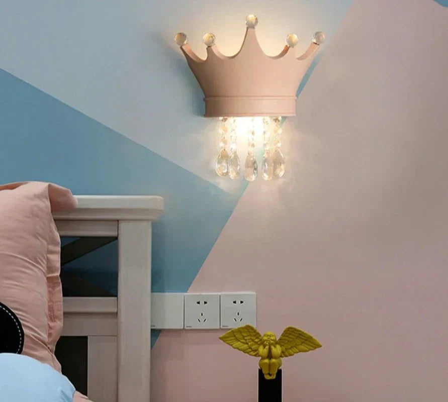 RoyalGlow – Kristall Kronen-Wandleuchte