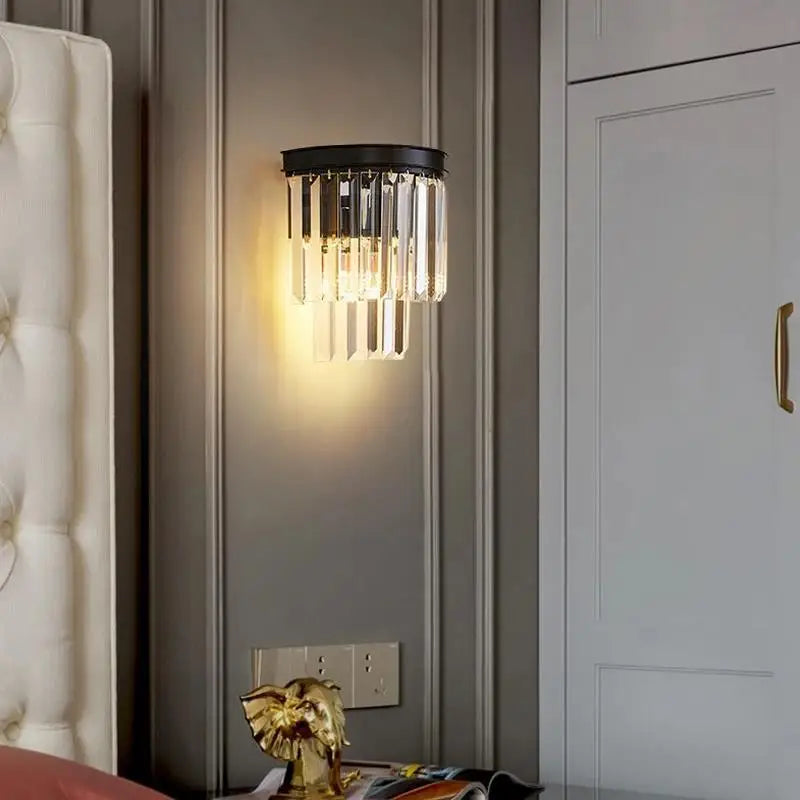 CrystalLuxe – Kristall Wandleuchte