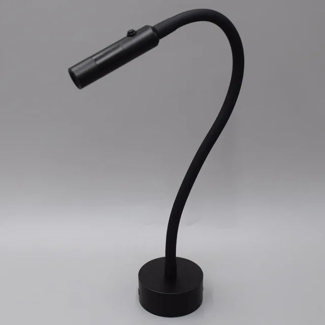 SleekGlow – Minimalistische Leselampe