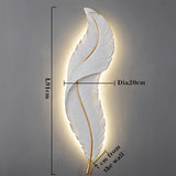 FeatherGlow - Weiße Feder Wandleuchte