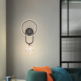 LuxeGlow – Goldene Wandleuchte
