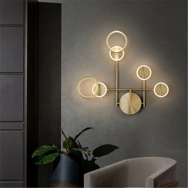 GlowCraft – LED Wandleuchte Gold