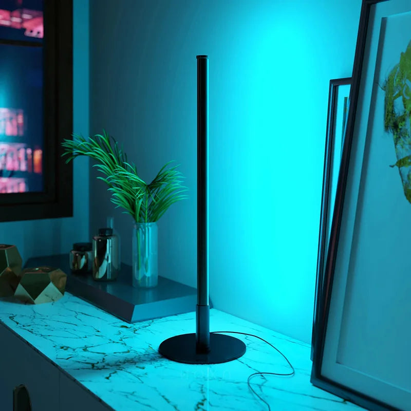 LumiGlow - LED Stehlampe