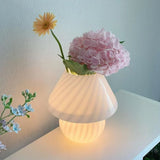 LumiGlow - Moderne Glas-Tischlampe