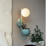 NordicGlow – Wandleuchte mit Pflanzenhalter