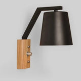 WoodLume – LED Wandleuchte aus Holz