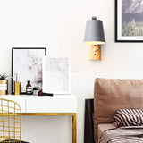 WoodLume – LED Wandleuchte aus Holz